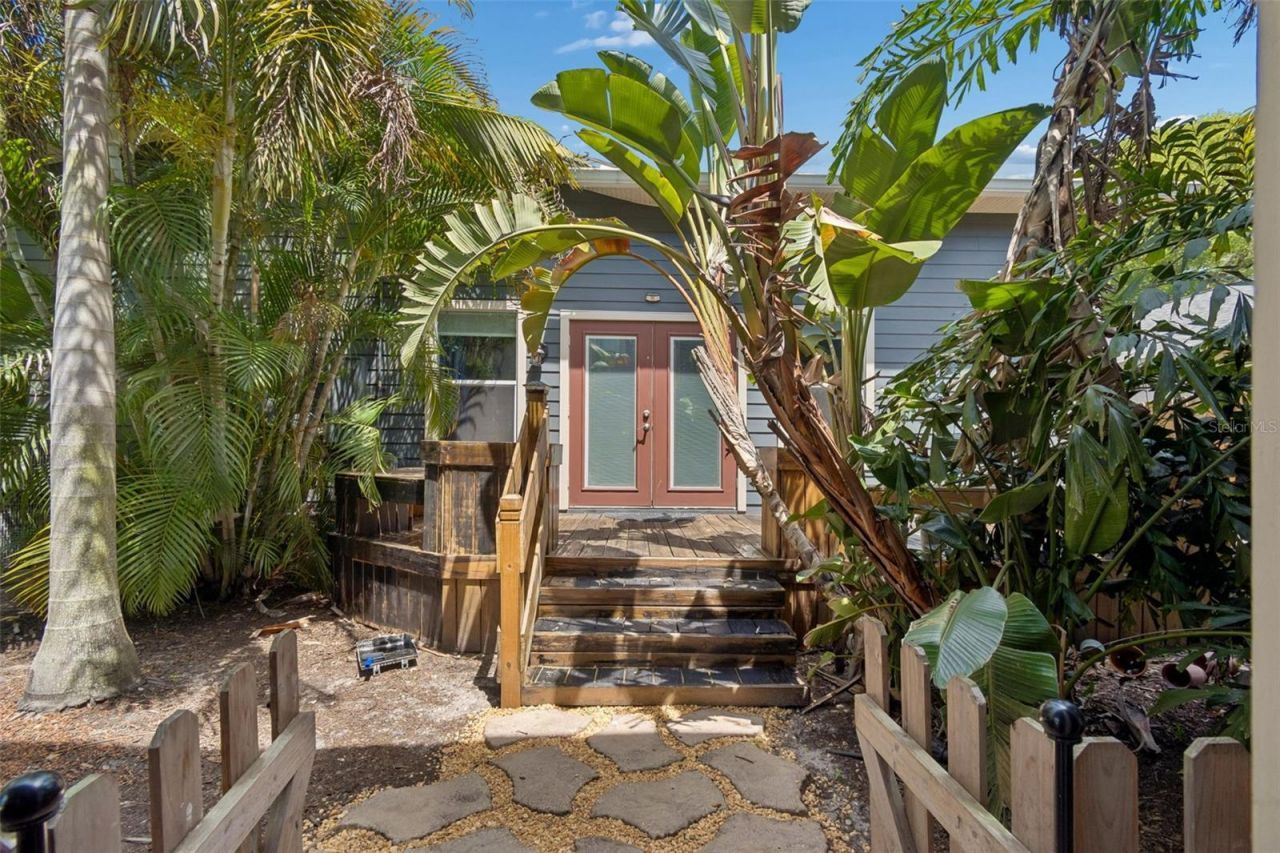 1024 16th Avenue N, Saint Petersburg, FL 33704 Photo
