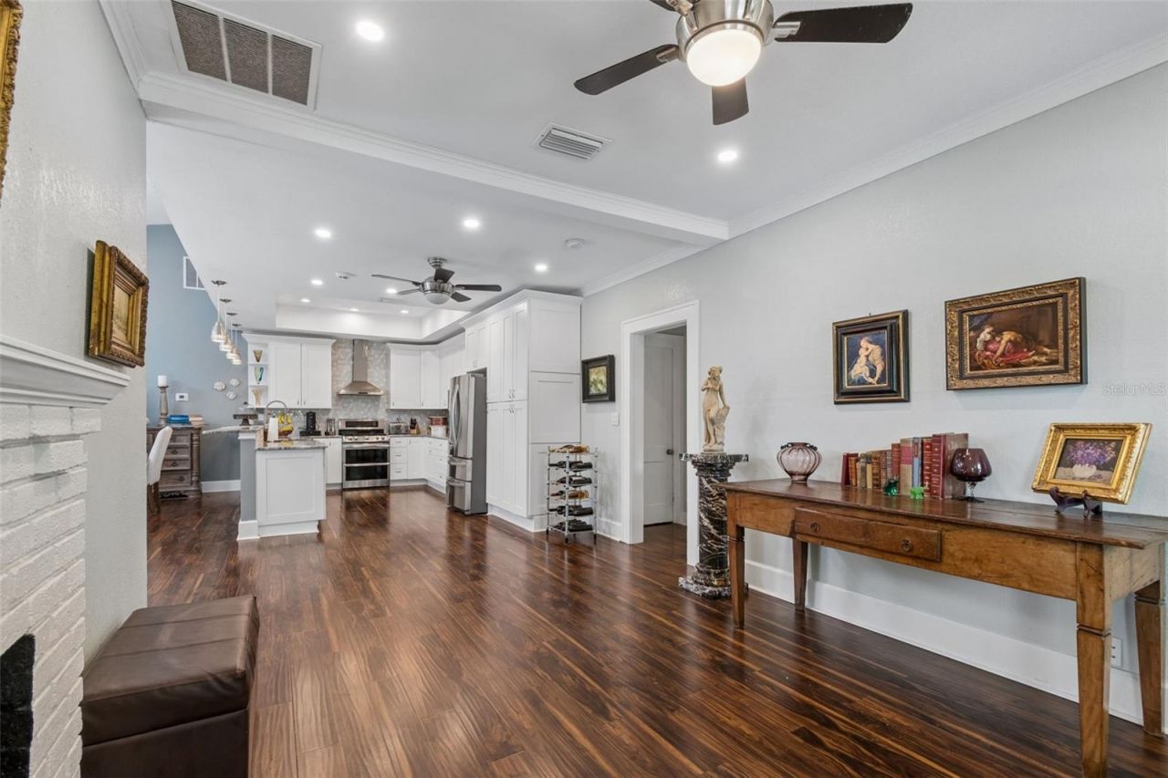 1024 16th Avenue N, Saint Petersburg, FL 33704 Photo