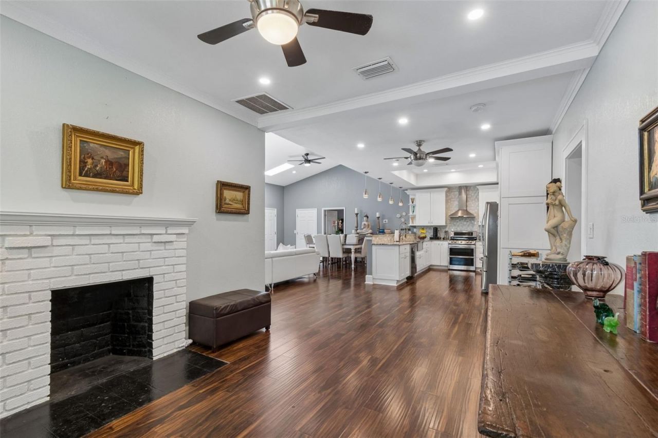 1024 16th Avenue N, Saint Petersburg, FL 33704 Photo