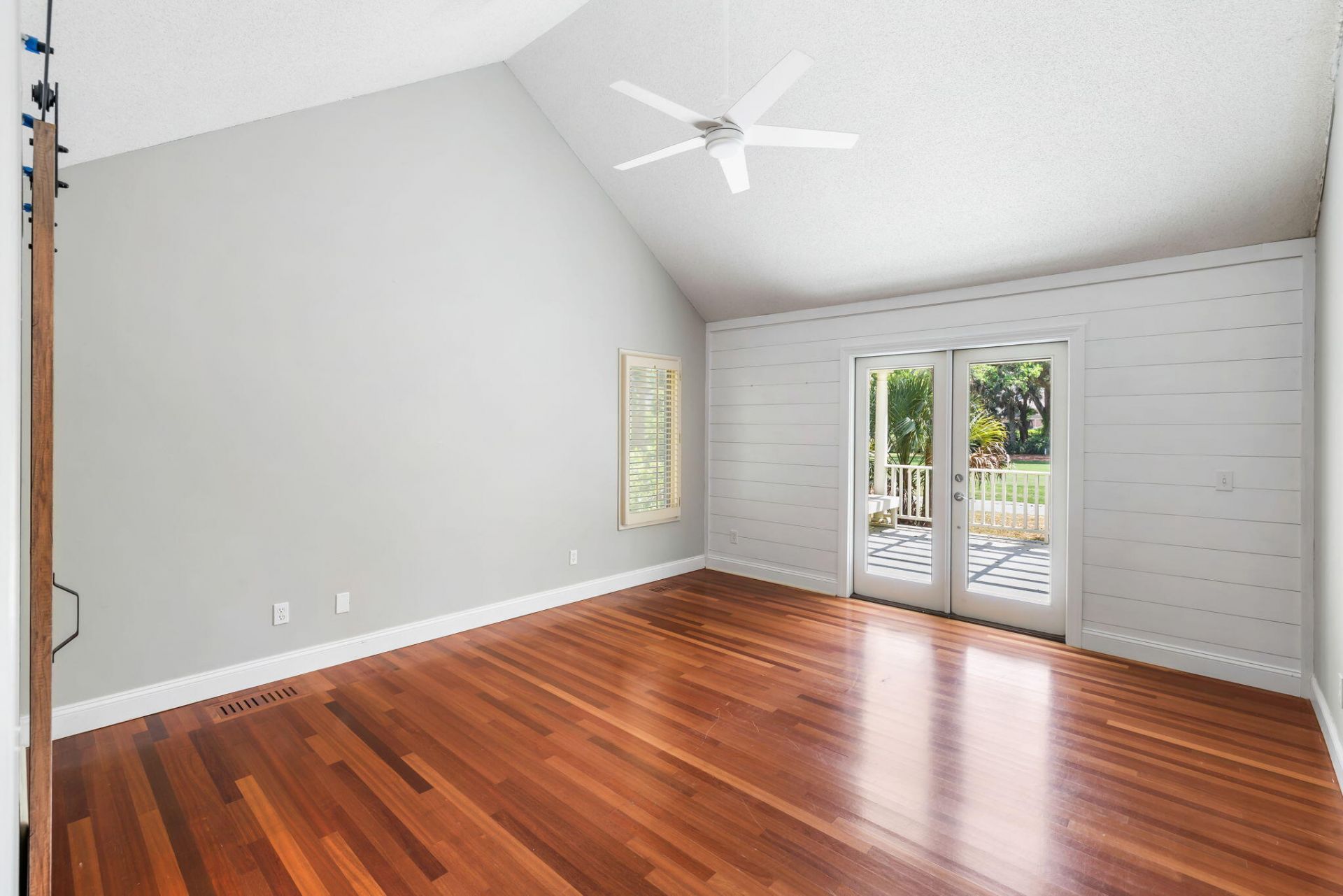 11 Angler Hall Photo 11