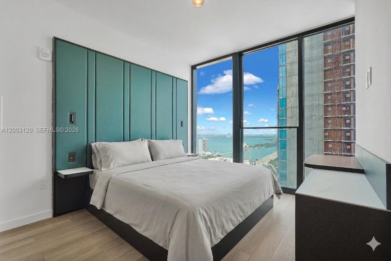 20 NE 11th St, Unit 4006, Miami, FL 33132 Photo