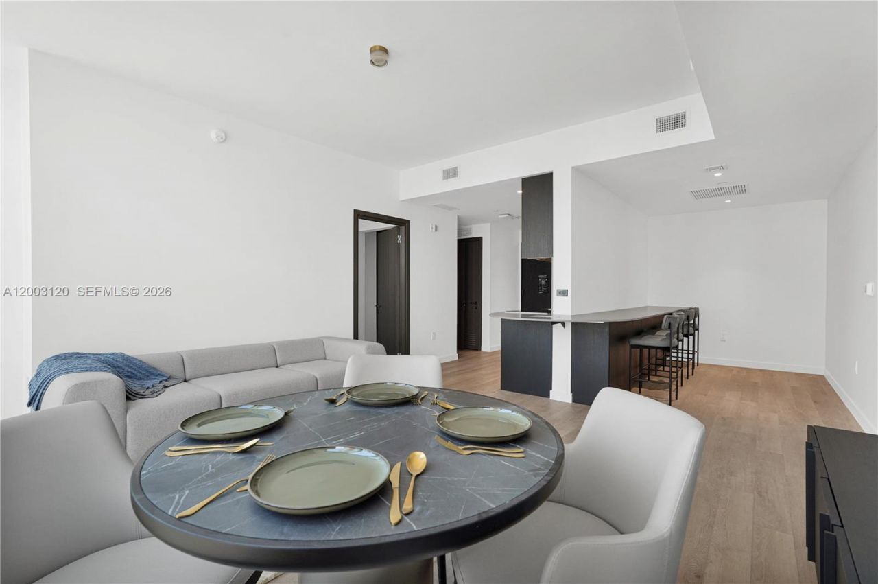 20 NE 11th St, Unit 4006, Miami, FL 33132 Photo