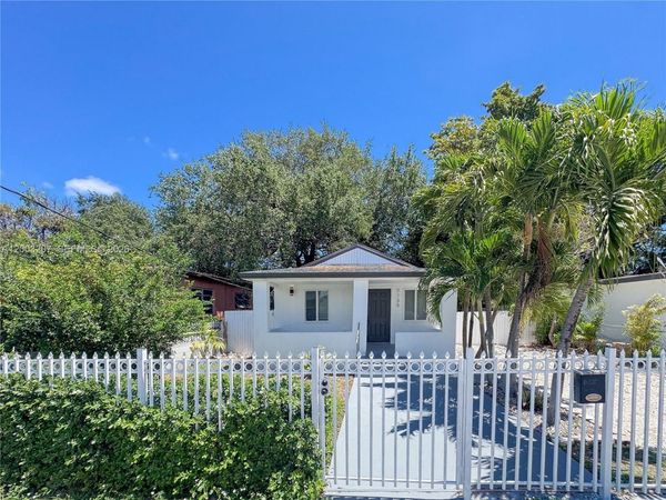 7135 NW 16th Ave , Miami, FL 33147