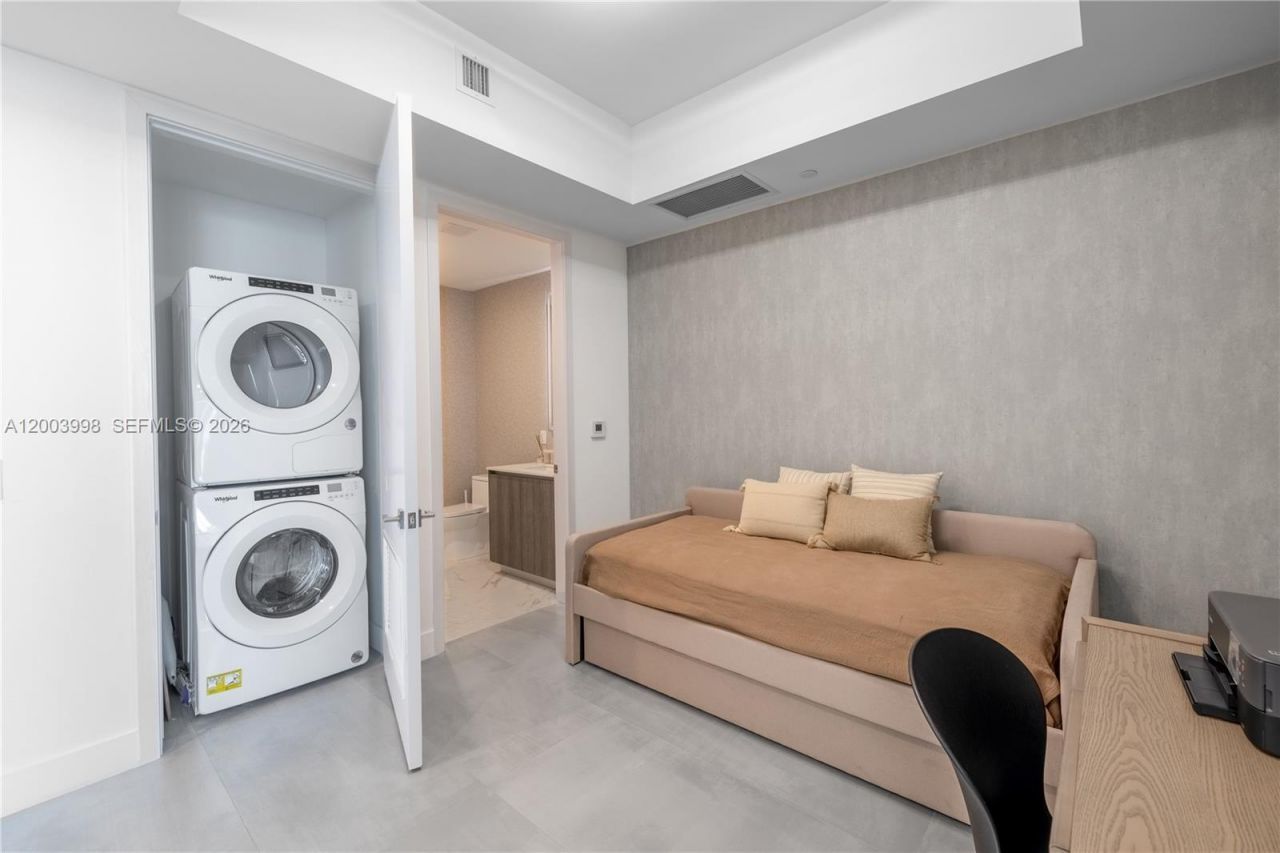 17550 Collins Ave, Unit 1202, Sunny Isles Beach, FL 33160 Photo