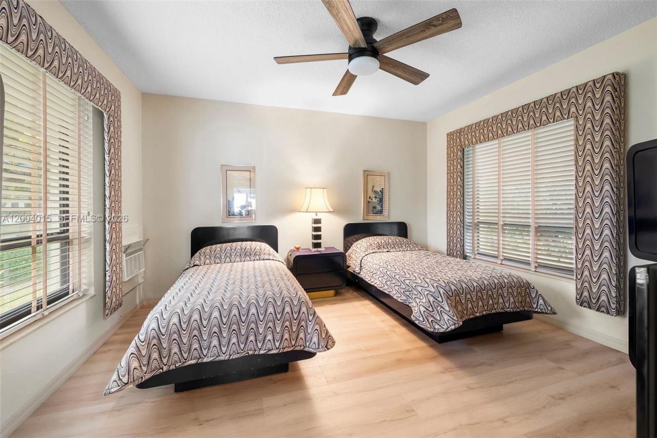 3030 N Atlantic Blvd , Fort Lauderdale, FL 33308 Photo