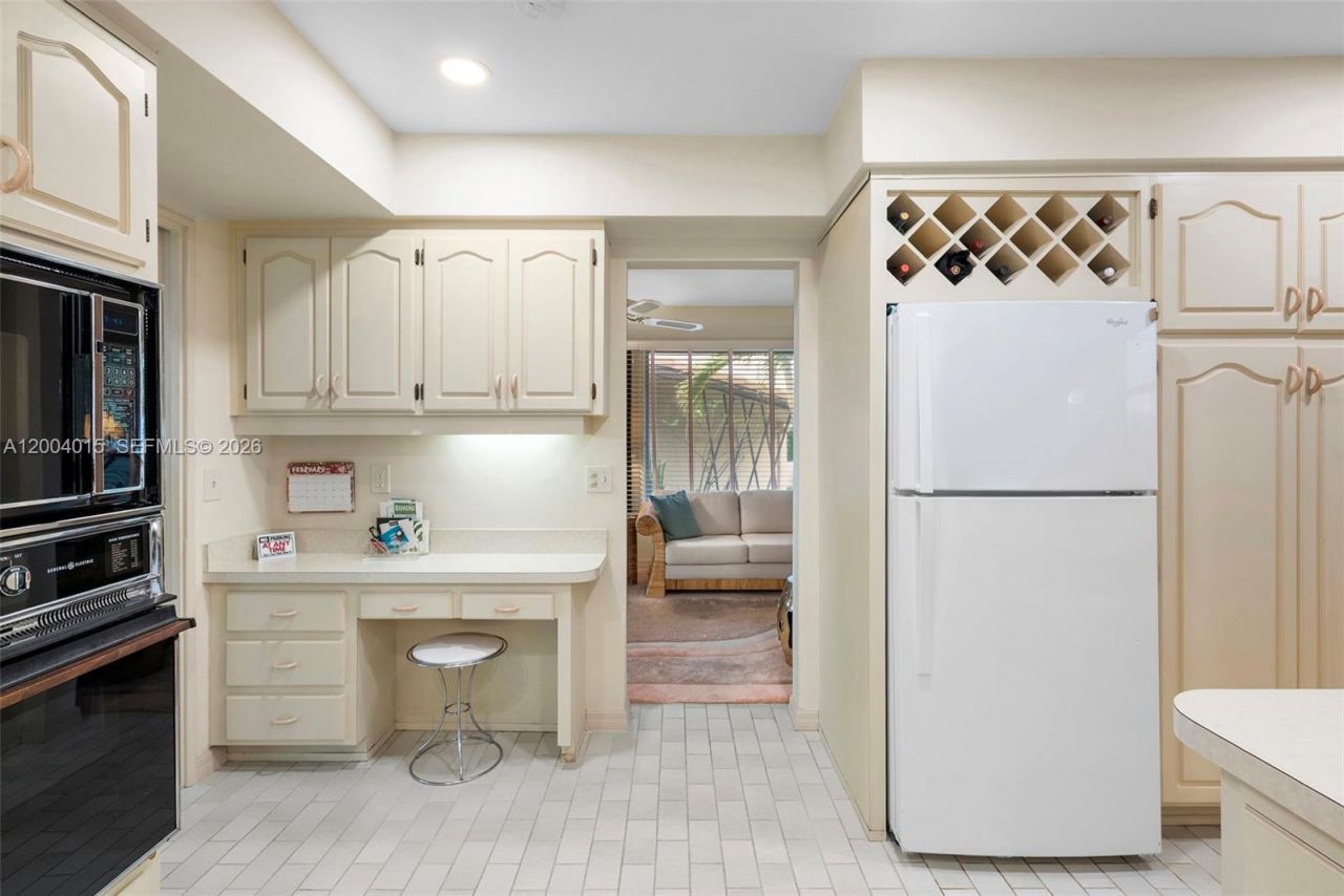 3030 N Atlantic Blvd , Fort Lauderdale, FL 33308 Photo