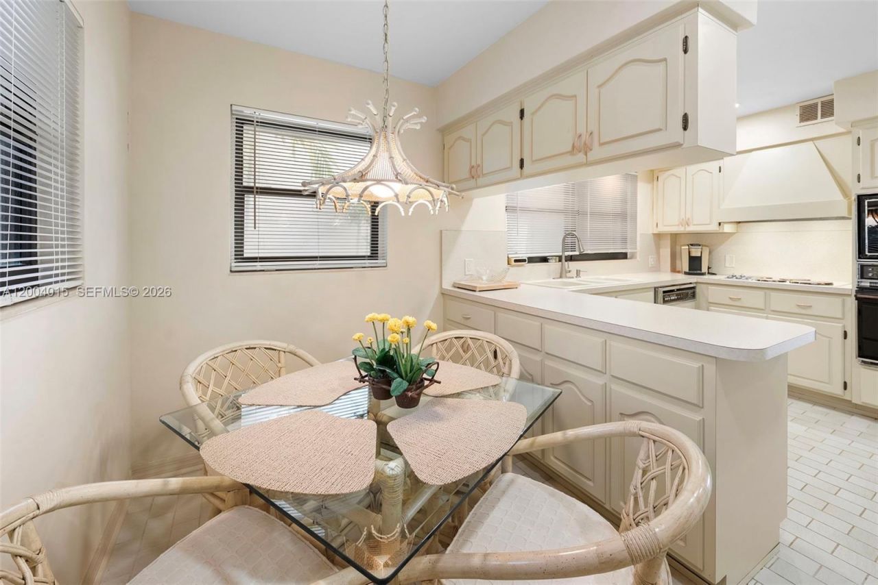 3030 N Atlantic Blvd , Fort Lauderdale, FL 33308 Photo