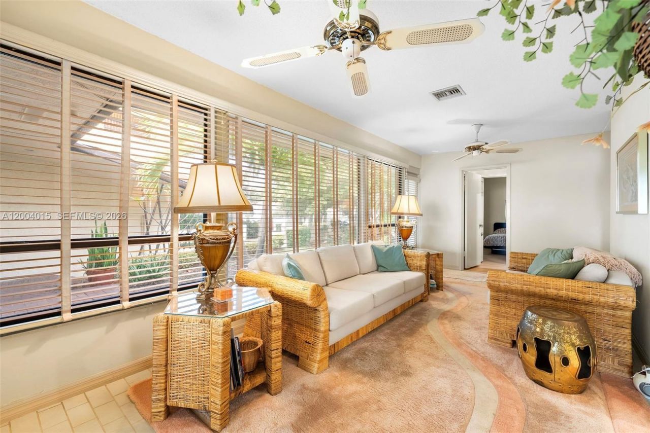 3030 N Atlantic Blvd , Fort Lauderdale, FL 33308 Photo