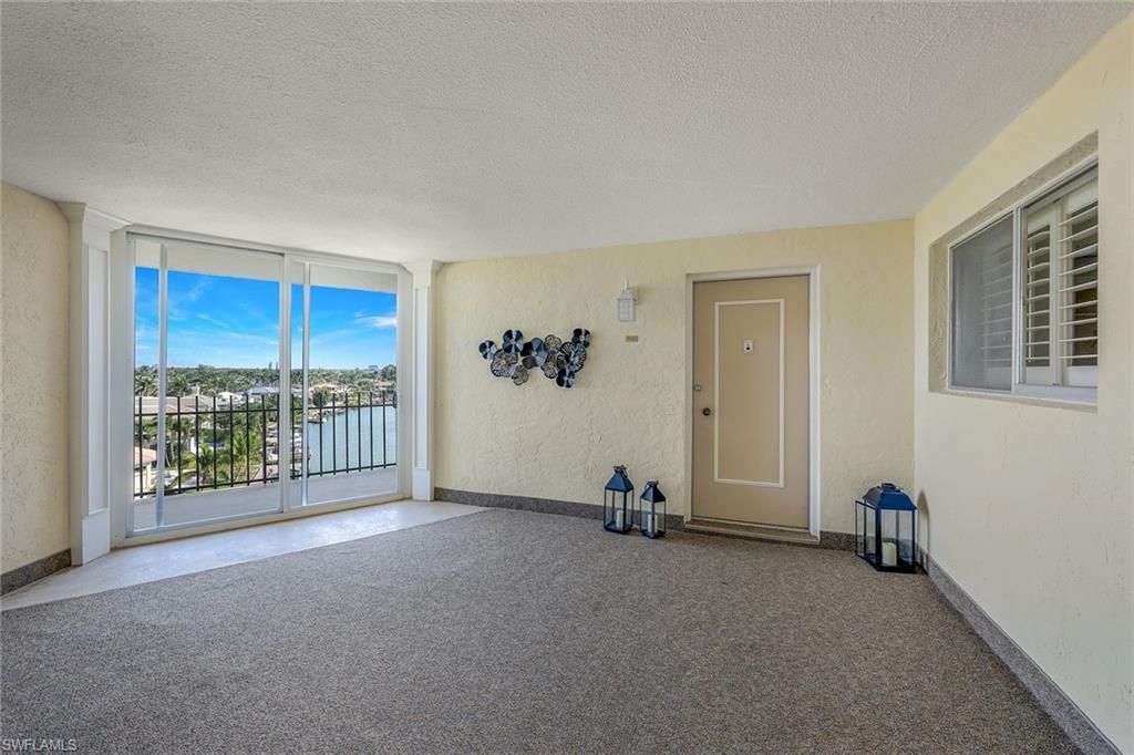 2150 Gulf Shore Blvd N, Unit 705, Naples, FL 34102 Photo