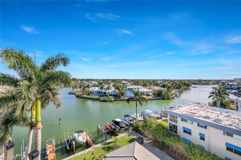 2150 Gulf Shore Blvd N, Unit 705, Naples, FL 34102 Photo