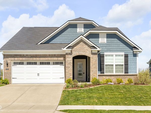 5888 Walkabout Way , Brownsburg, IN 46112