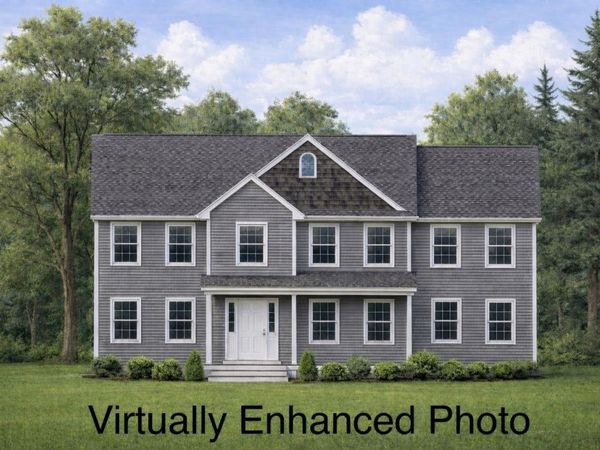 47 Daniel Road, Derry, NH 03038