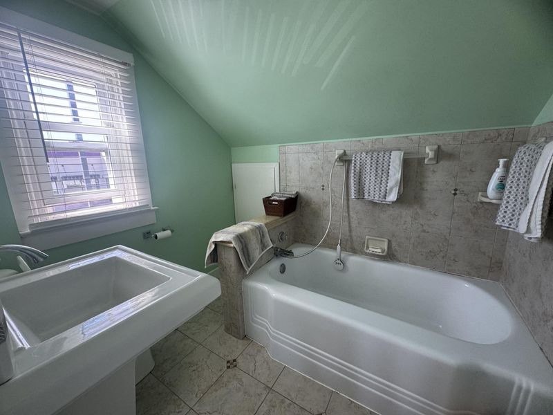 559 E Market Street, Celina, OH 45822 Photo 21