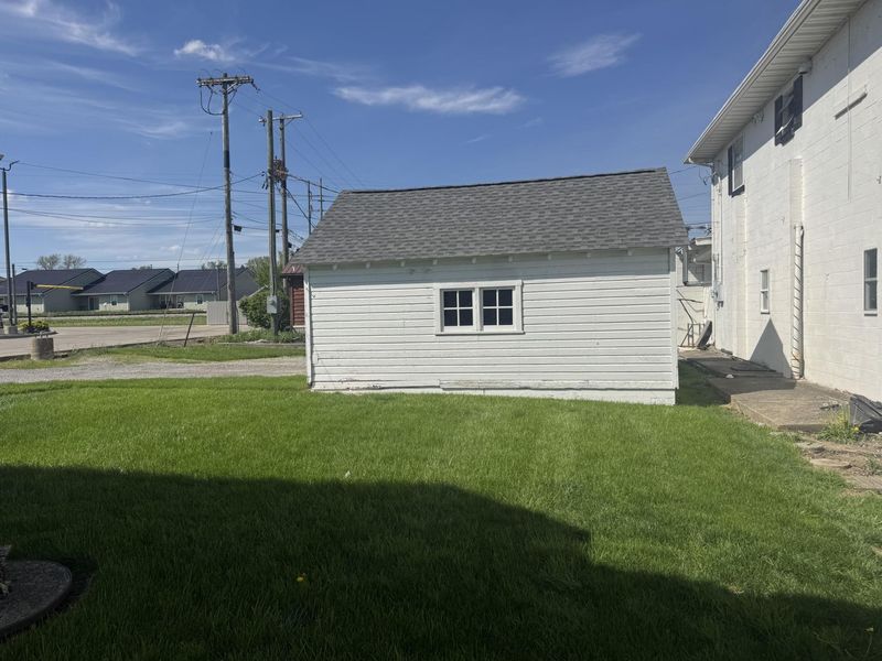 559 E Market Street, Celina, OH 45822 Photo 3