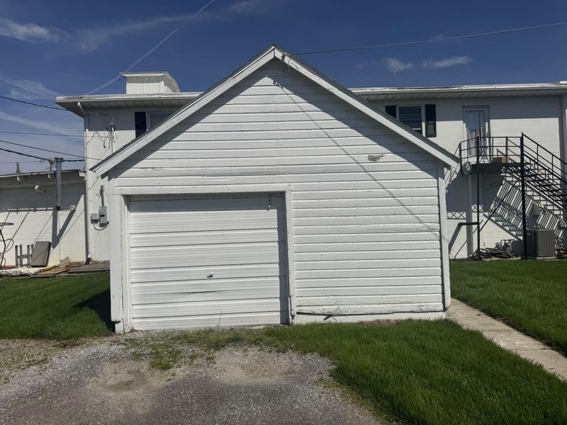 559 E Market Street, Celina, OH 45822 Photo 4