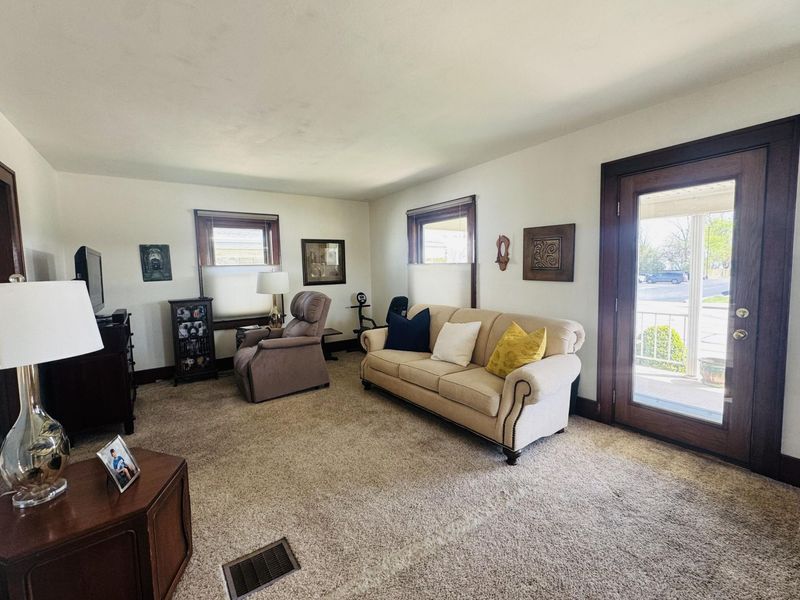 559 E Market Street, Celina, OH 45822 Photo 7