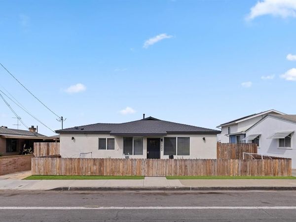 2624 Comstock Street , San Diego, CA 92111