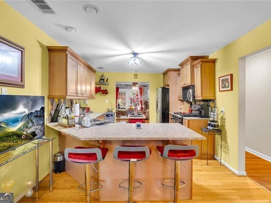 Property Image 12