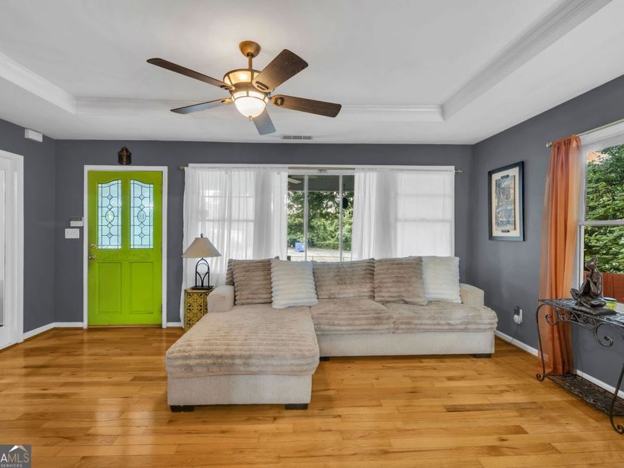 Property Image 8