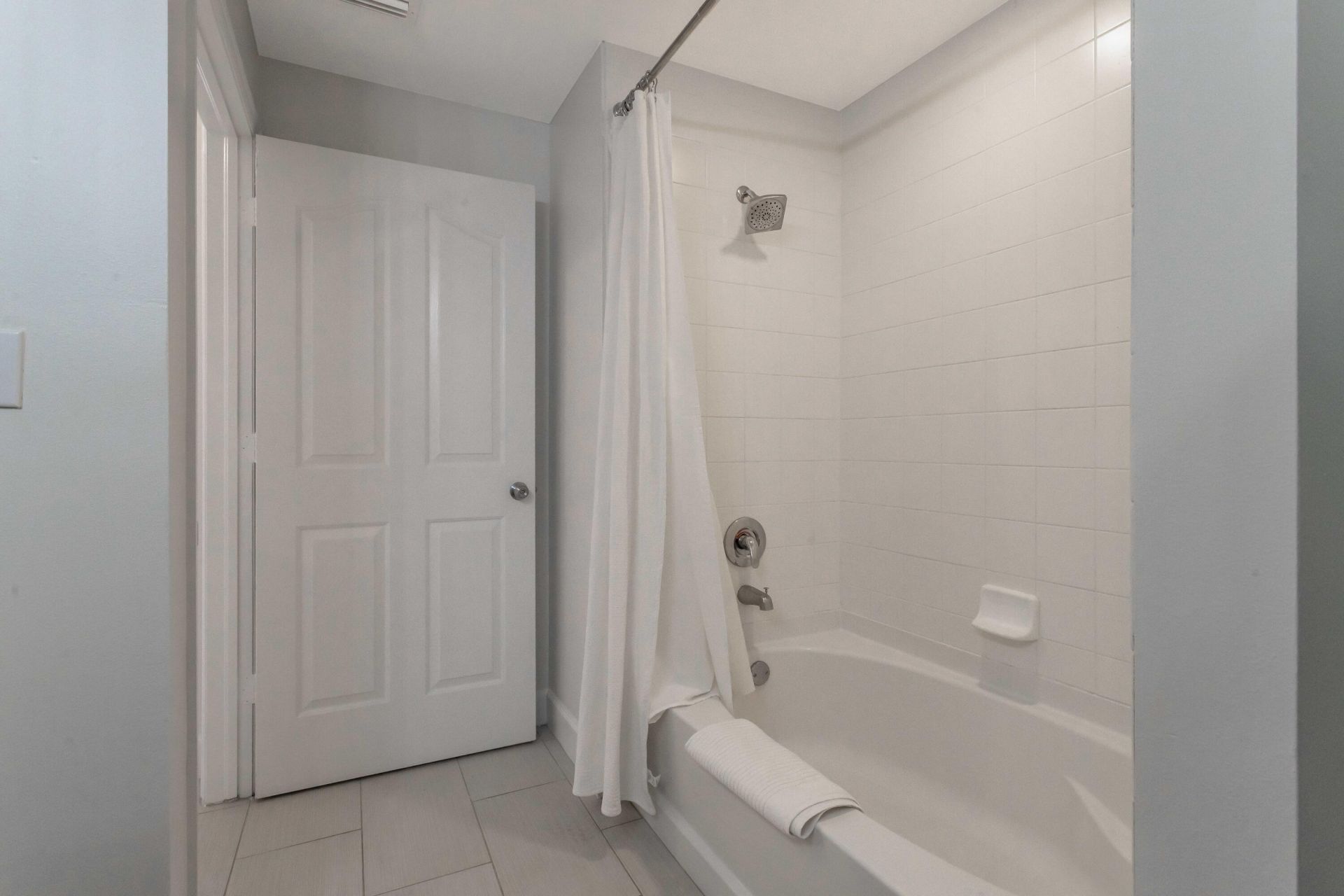 250 NE 3rd Avenue, Unit 1-211, Delray Beach, FL 33444 Photo