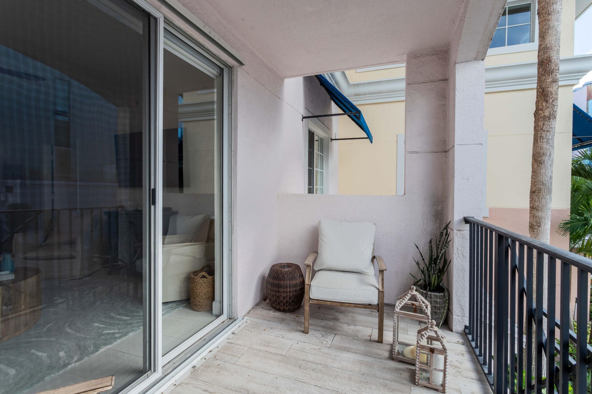 250 NE 3rd Avenue, Unit 1-211, Delray Beach, FL 33444 Photo