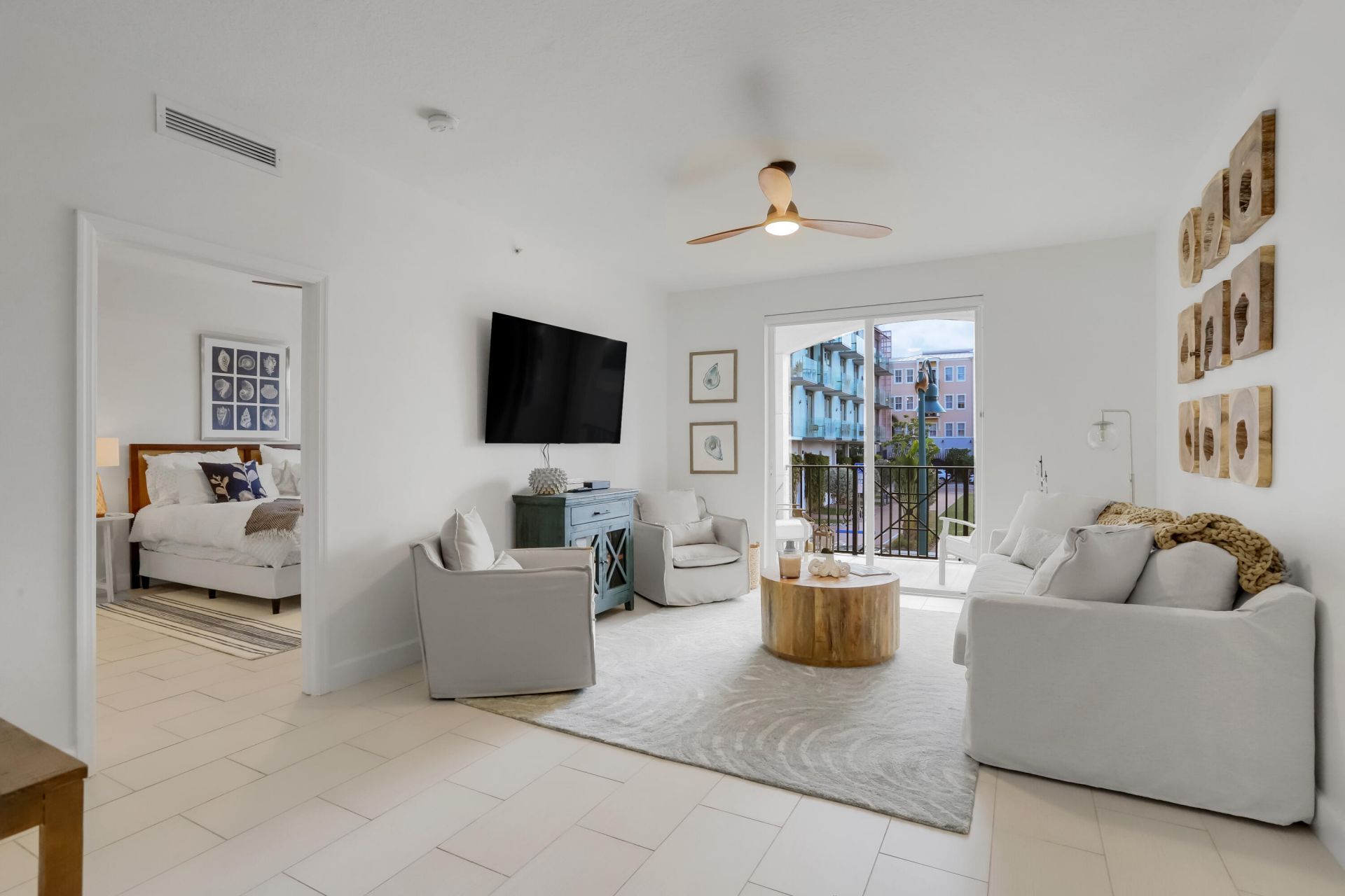 250 NE 3rd Avenue, Unit 1-211, Delray Beach, FL 33444 Photo
