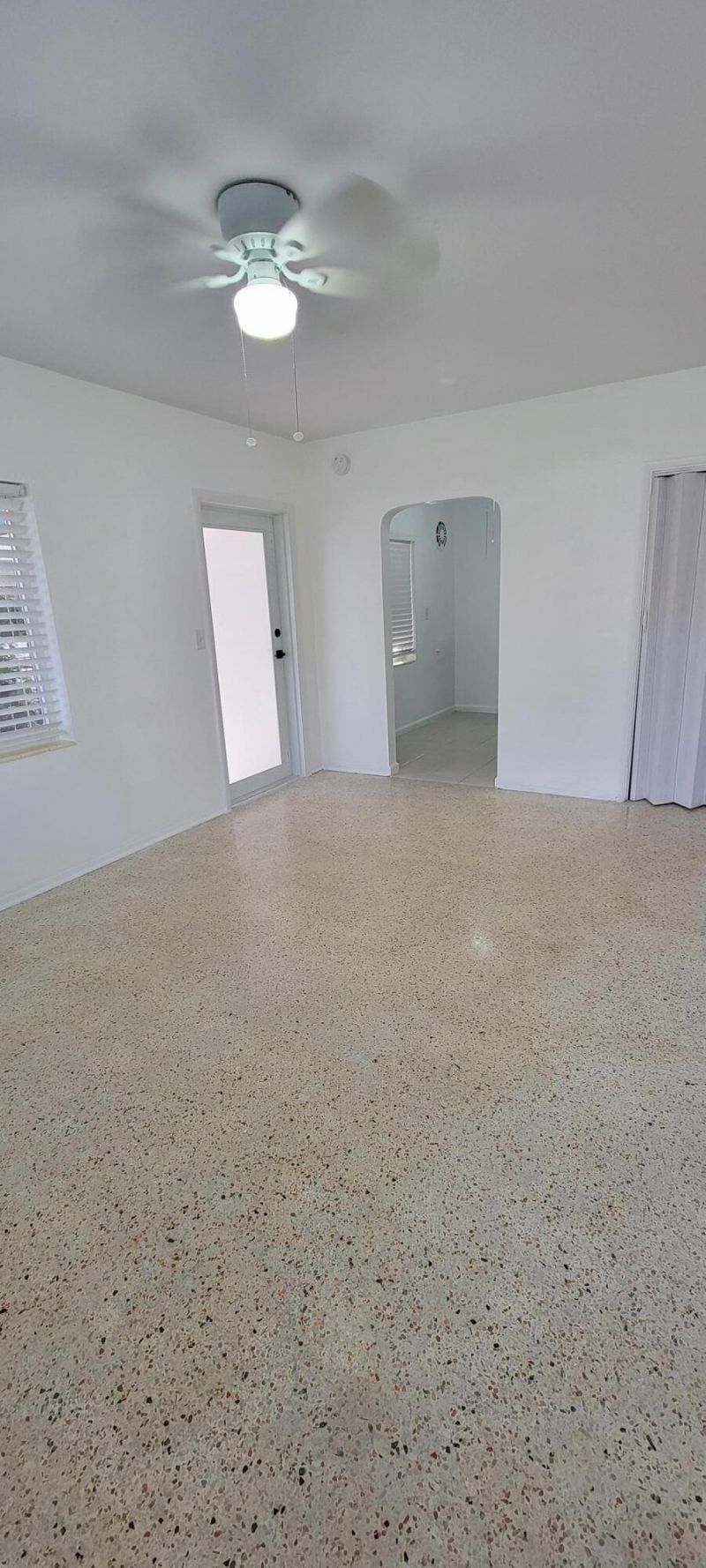 7300 Byron Avenue, Unit 12a, Miami Beach, FL 33141 Photo