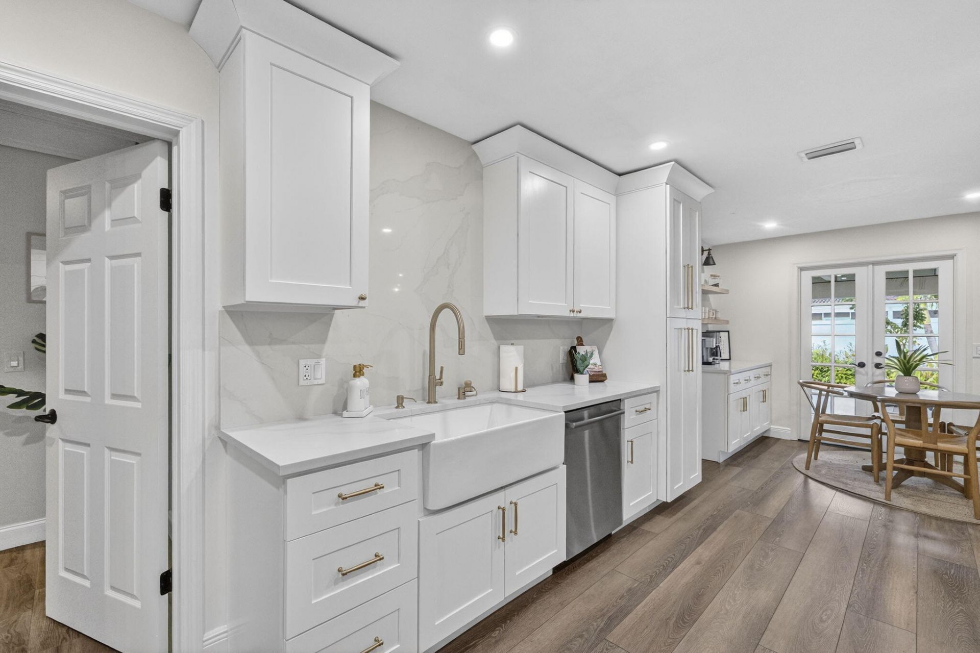 903 SW 28th Avenue, Boynton Beach, FL 33435 Photo