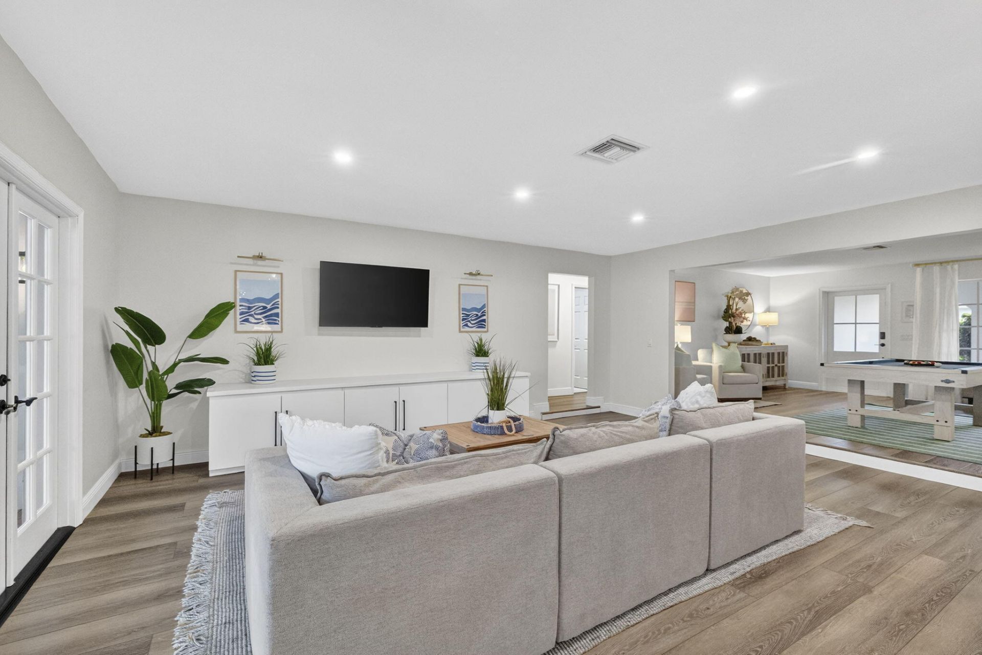 903 SW 28th Avenue, Boynton Beach, FL 33435 Photo