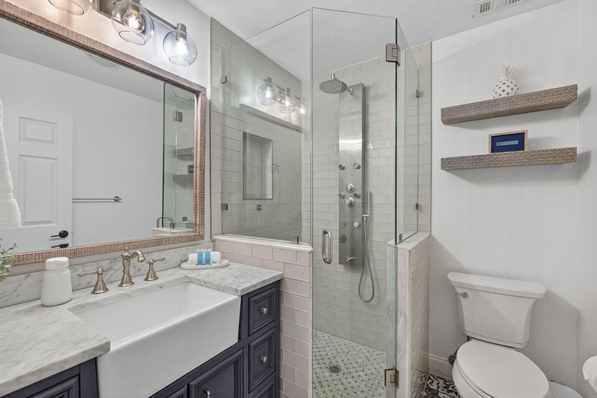 903 SW 28th Avenue, Boynton Beach, FL 33435 Photo