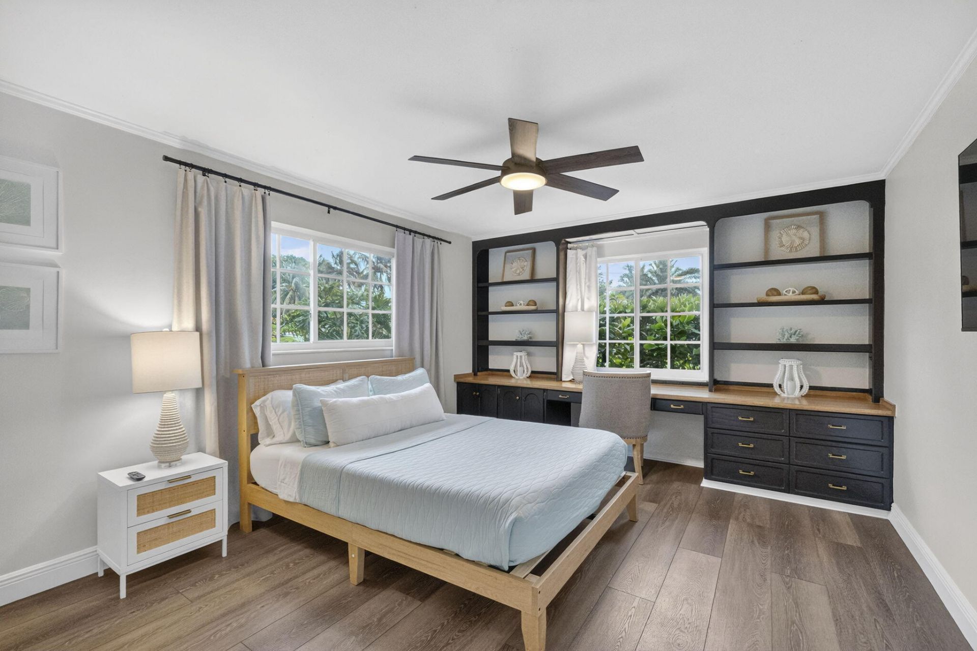 903 SW 28th Avenue, Boynton Beach, FL 33435 Photo