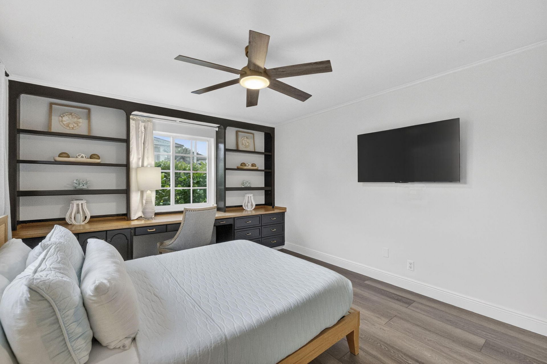 903 SW 28th Avenue, Boynton Beach, FL 33435 Photo