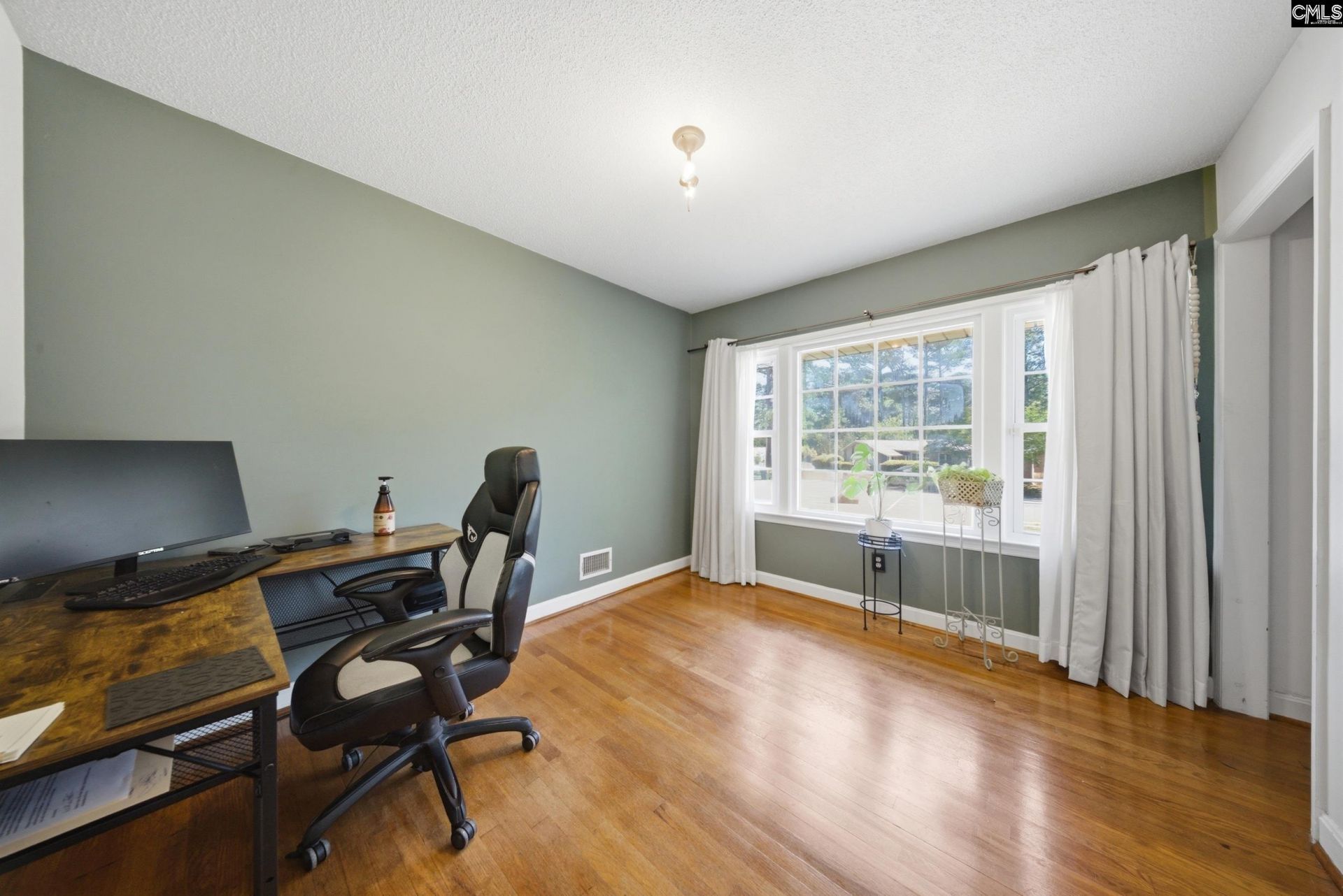 311 Lockner Drive  Photo 10