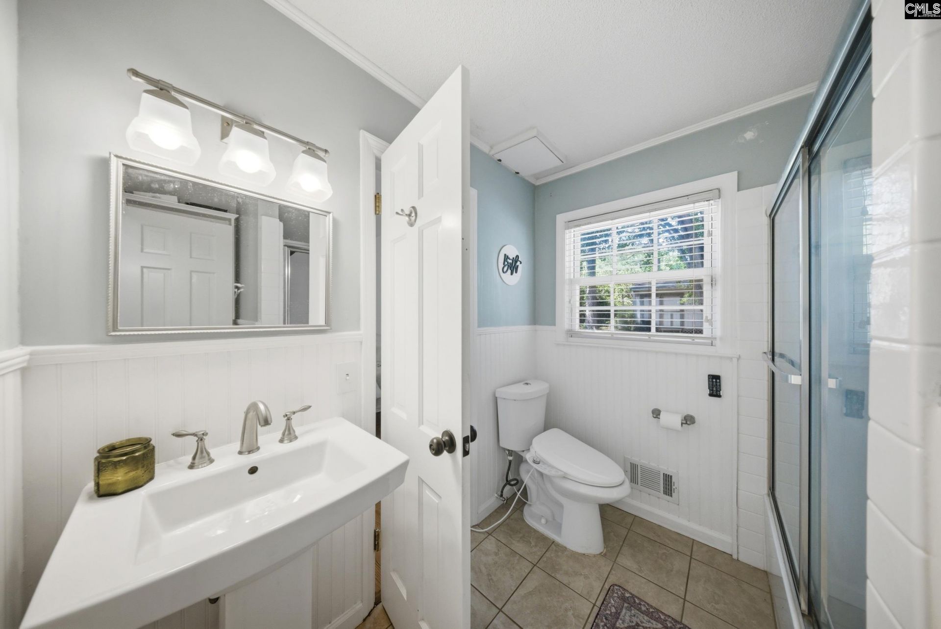 311 Lockner Drive  Photo 11