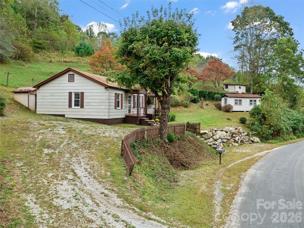 338 Sweet Creek Road , Bakersville, NC 28705