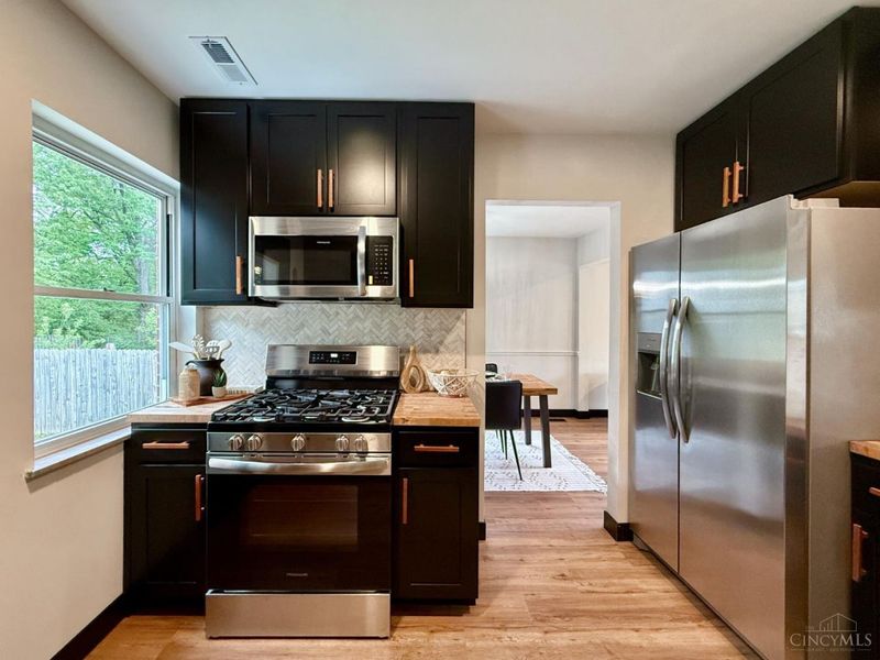 3645 Edgebrook Drive, Green Township, OH 45248 Photo 14