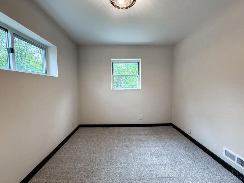 3645 Edgebrook Drive, Green Township, OH 45248 Photo 29