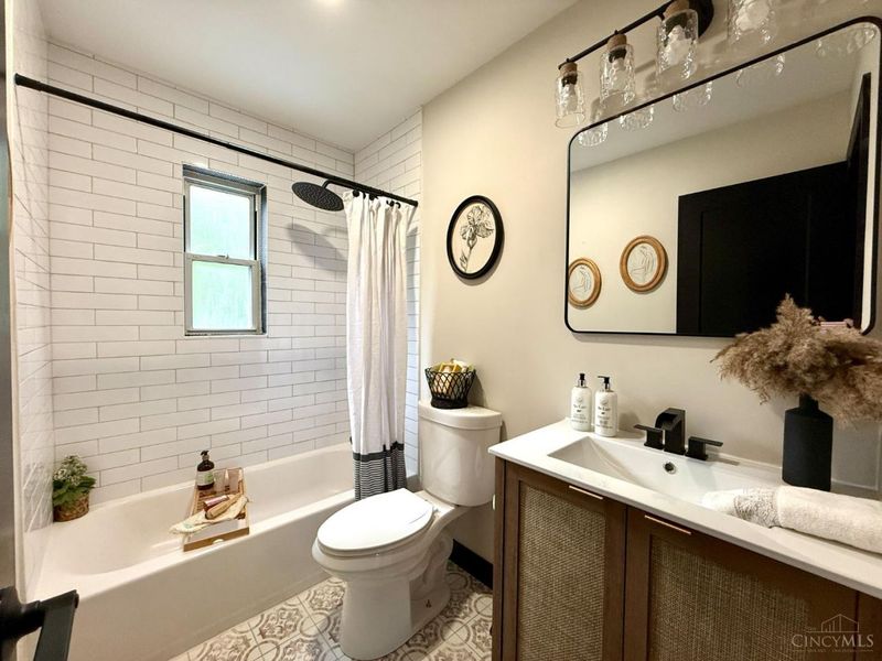 3645 Edgebrook Drive, Green Township, OH 45248 Photo 34