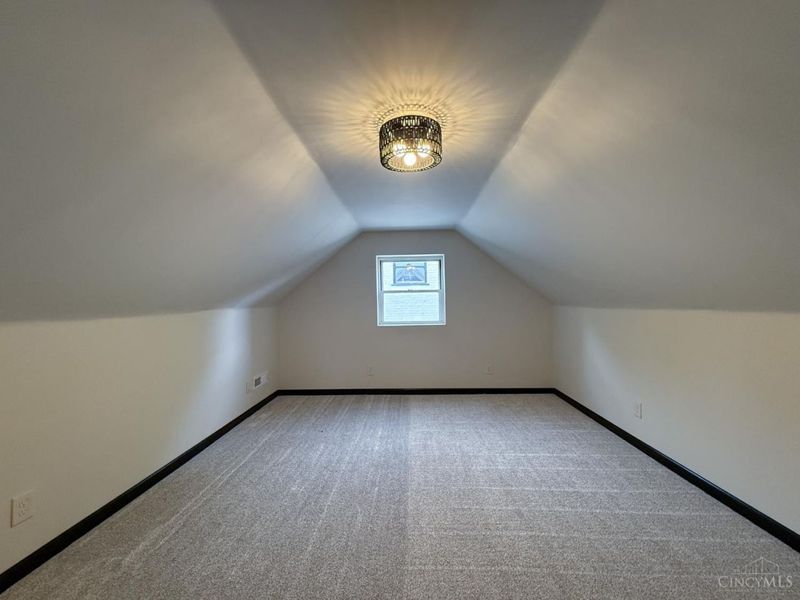 3645 Edgebrook Drive, Green Township, OH 45248 Photo 38