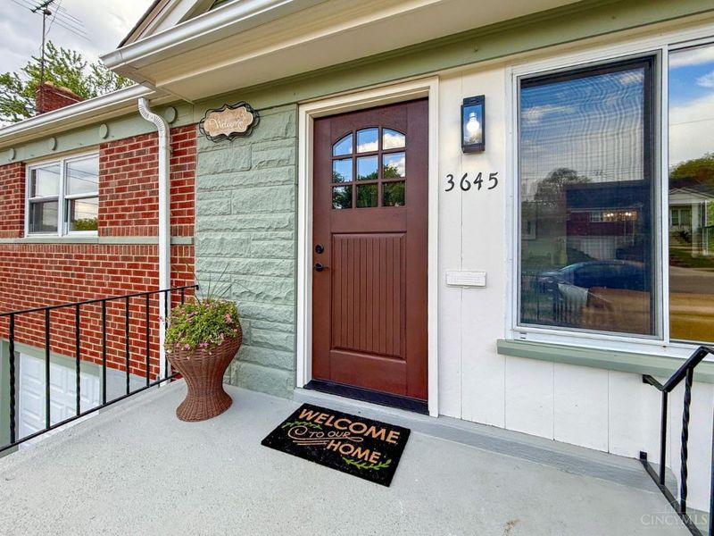 3645 Edgebrook Drive, Green Township, OH 45248 Photo 4