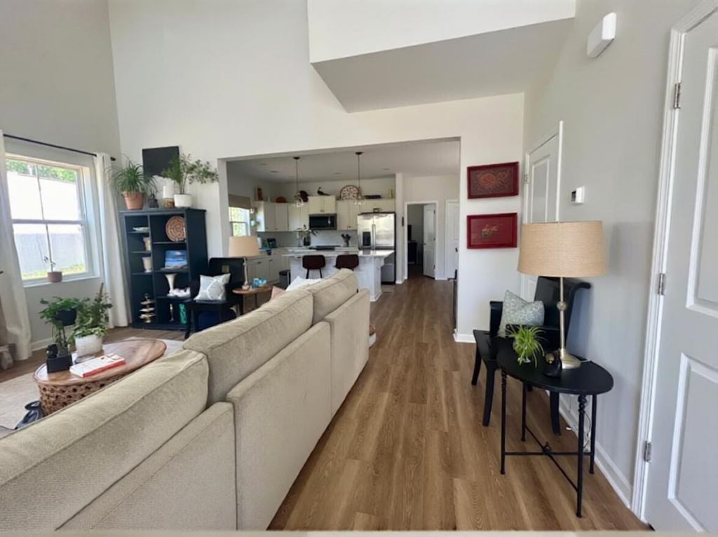 47 Whispering Oaks Circle Photo 4