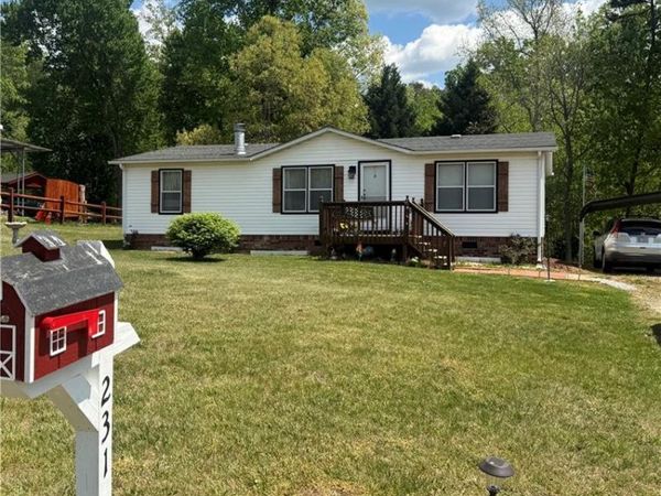 231 CP Riddle Trail , Mount Airy, NC 27030