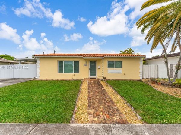 12009 SW 39th Ter , Miami, FL 33175