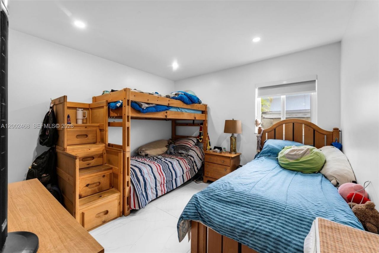 12009 SW 39th Ter , Miami, FL 33175 Photo