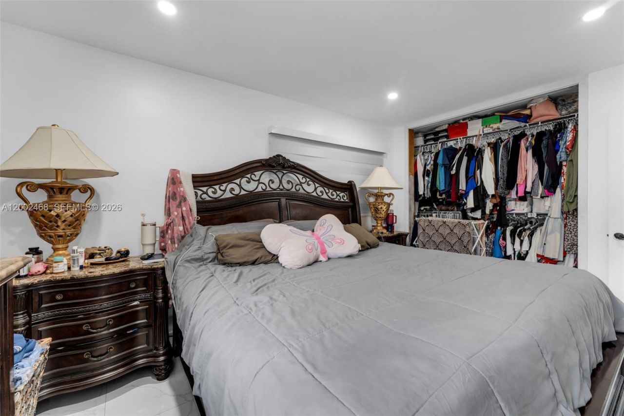 12009 SW 39th Ter , Miami, FL 33175 Photo