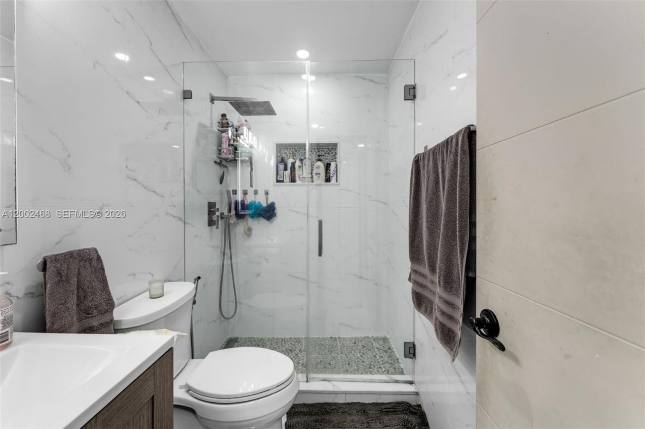 12009 SW 39th Ter , Miami, FL 33175 Photo