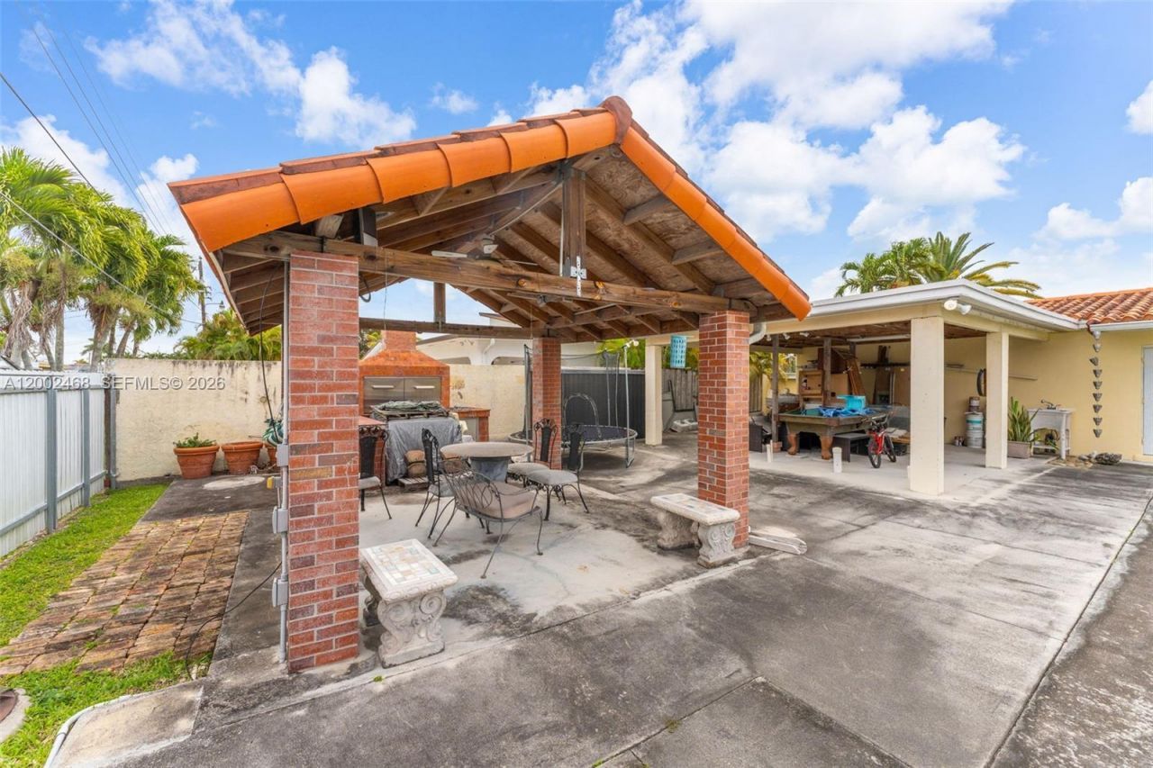 12009 SW 39th Ter , Miami, FL 33175 Photo