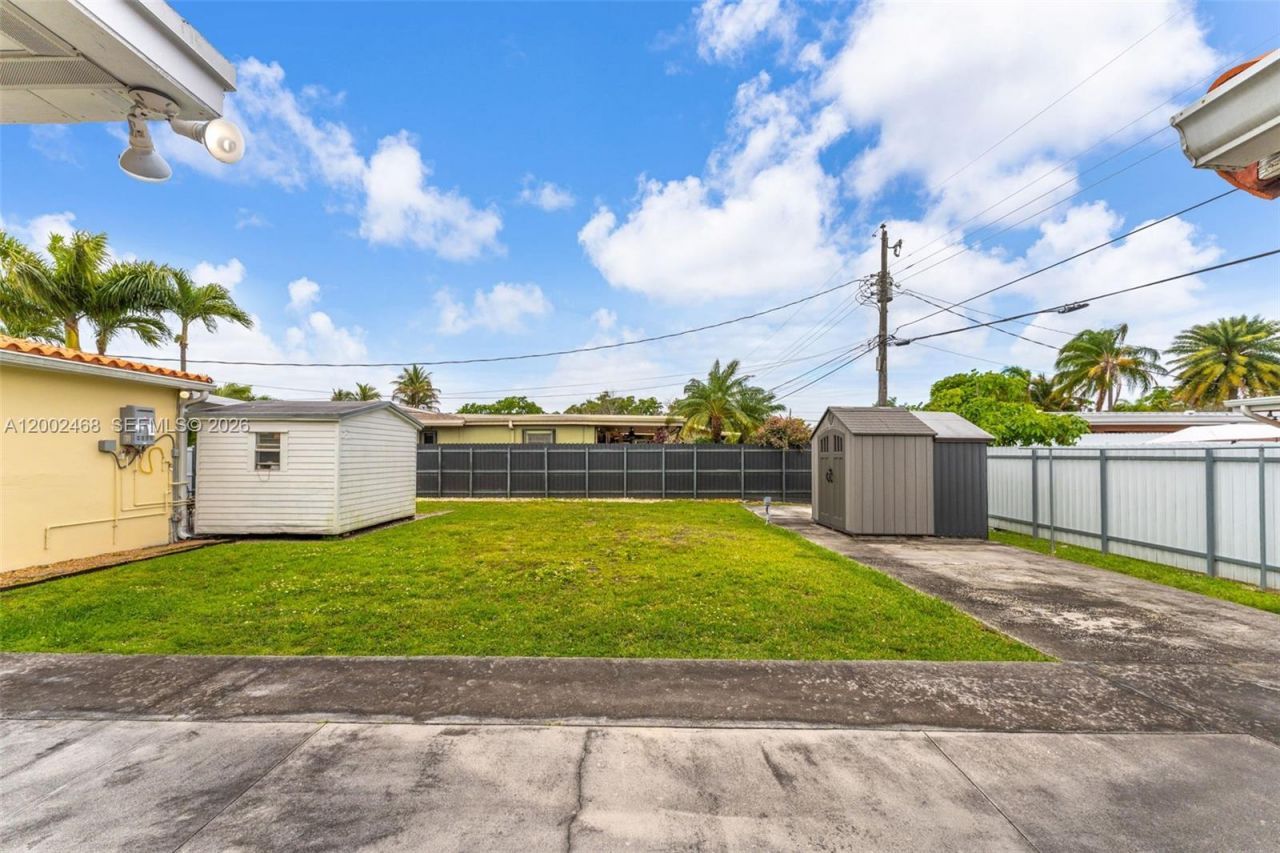 12009 SW 39th Ter , Miami, FL 33175 Photo