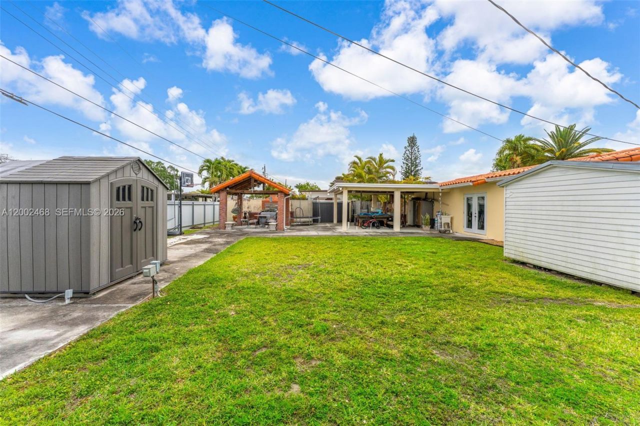 12009 SW 39th Ter , Miami, FL 33175 Photo