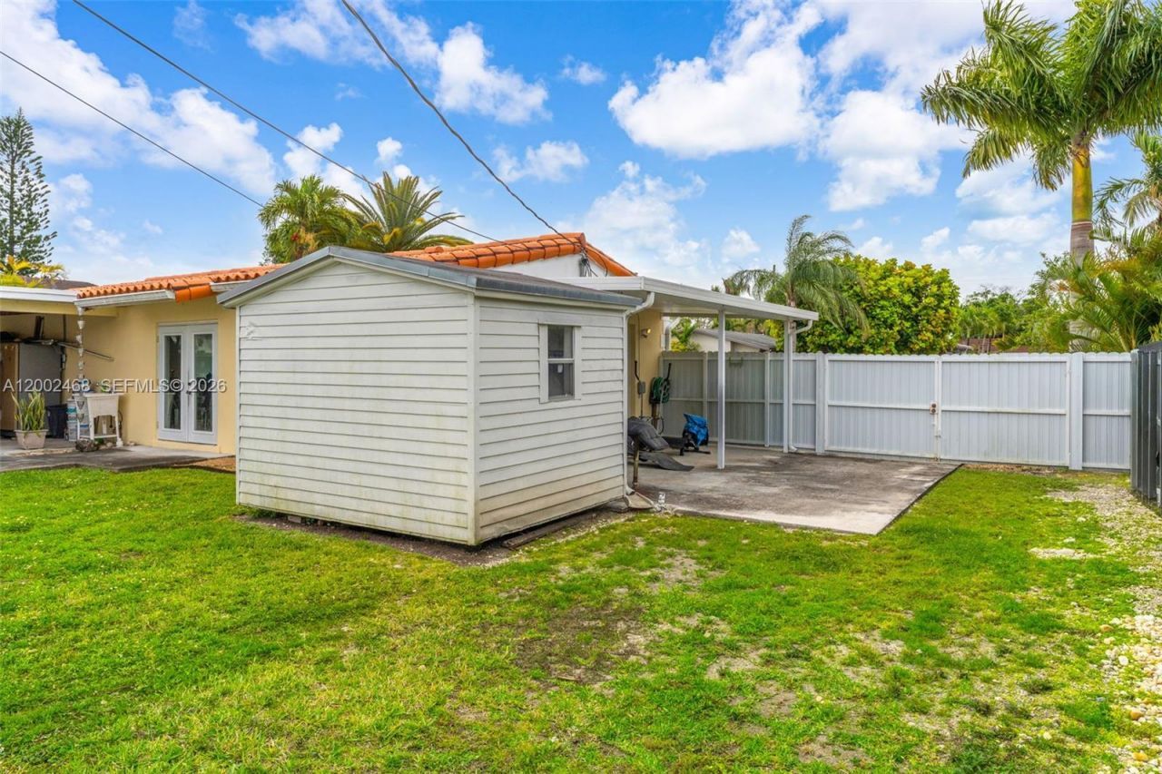 12009 SW 39th Ter , Miami, FL 33175 Photo